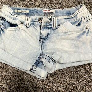 Hot Kiss - Jean Shorts - 3